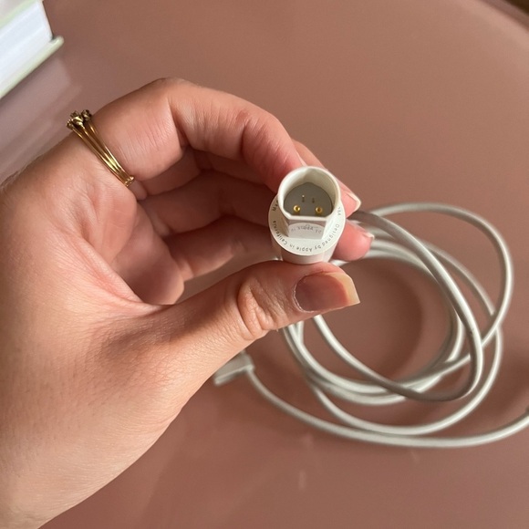 NWOT Apple MacBook Airplane MagSafe Power Adapter - Model No A1284 - Picture 5 of 7